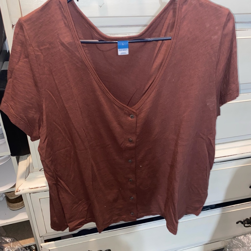 Women's V-Neck Button-Up Top - Burnt Orange